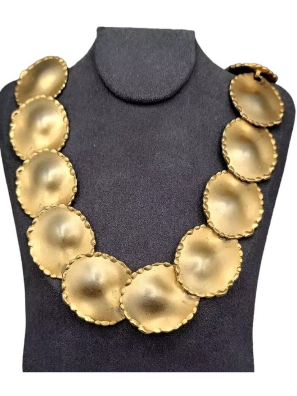 DESIGNER 1980s LARGE DISC Collar Vintage Statement Necklace 18" Matte Gold Tone - Picture 3 of 16